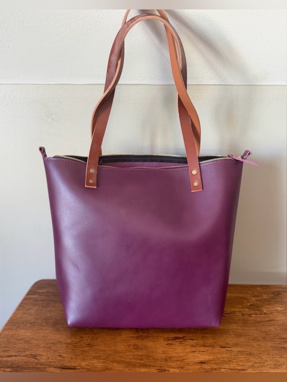 Portland Leather Goods Medium Zip Tote in Lollipop BNNU - Picture 4 of 9